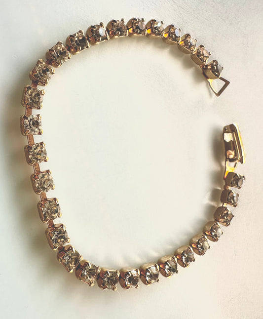Vintage Goldtone Prong Set Rhinestone Tennis Bracelet Bracelet 7”