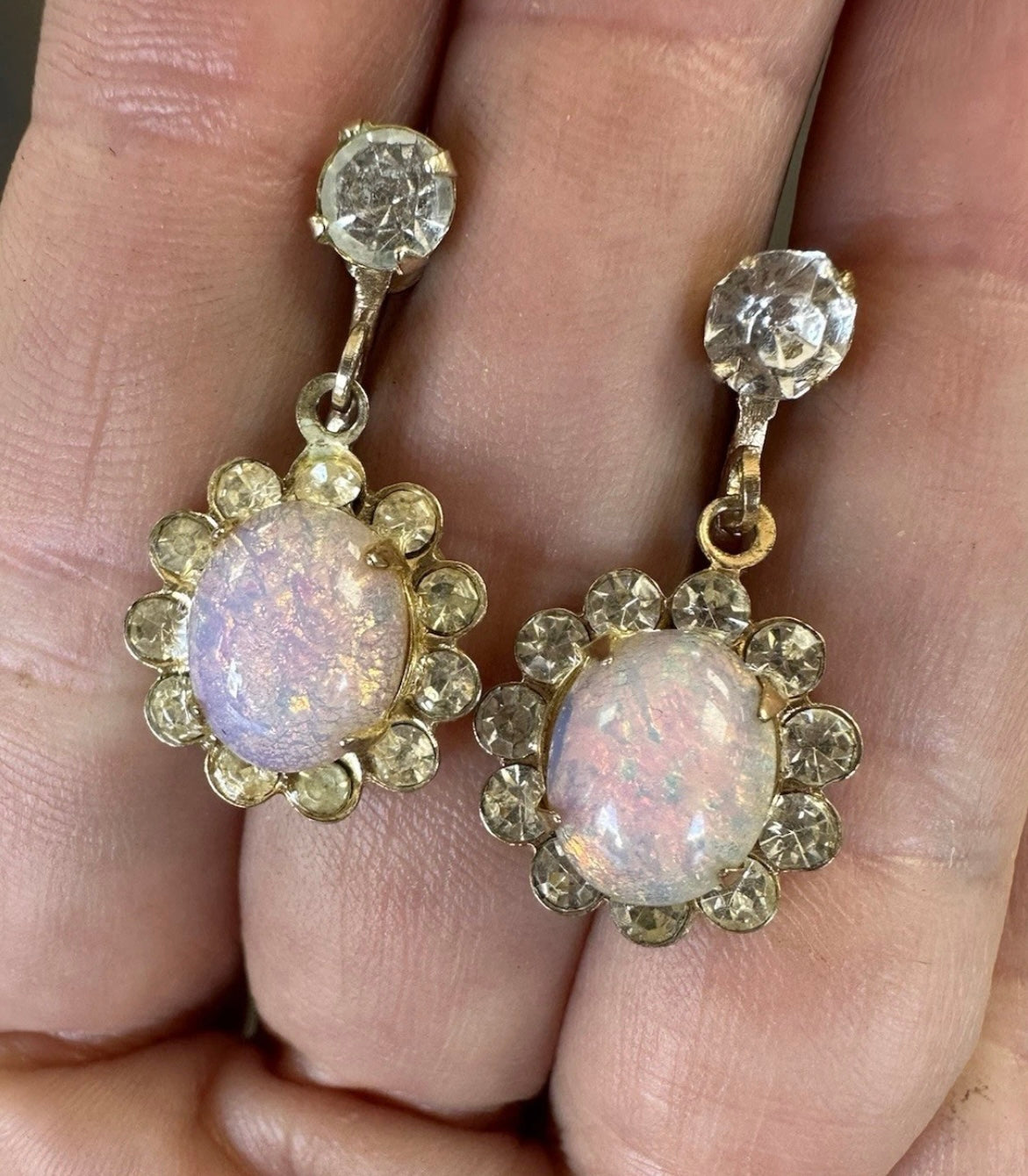 Vintage/Antique 1920’s Foil Fire Opal Rhinestone Screwback Earrings