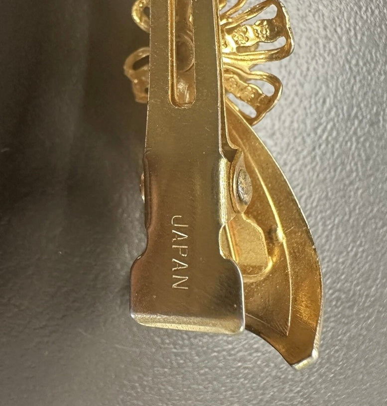 Gorgeous 1950s Era Goldtone Ribbon Bow Hair Barette With Faux Pearl JAPAN