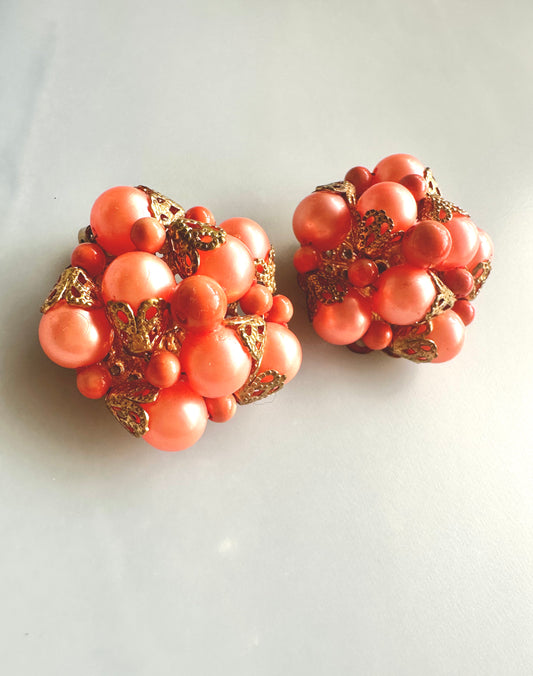 Vintage Mid-Century Unsigned Haskell-style Peach Coral Bead Cluster Clip-on Earrings