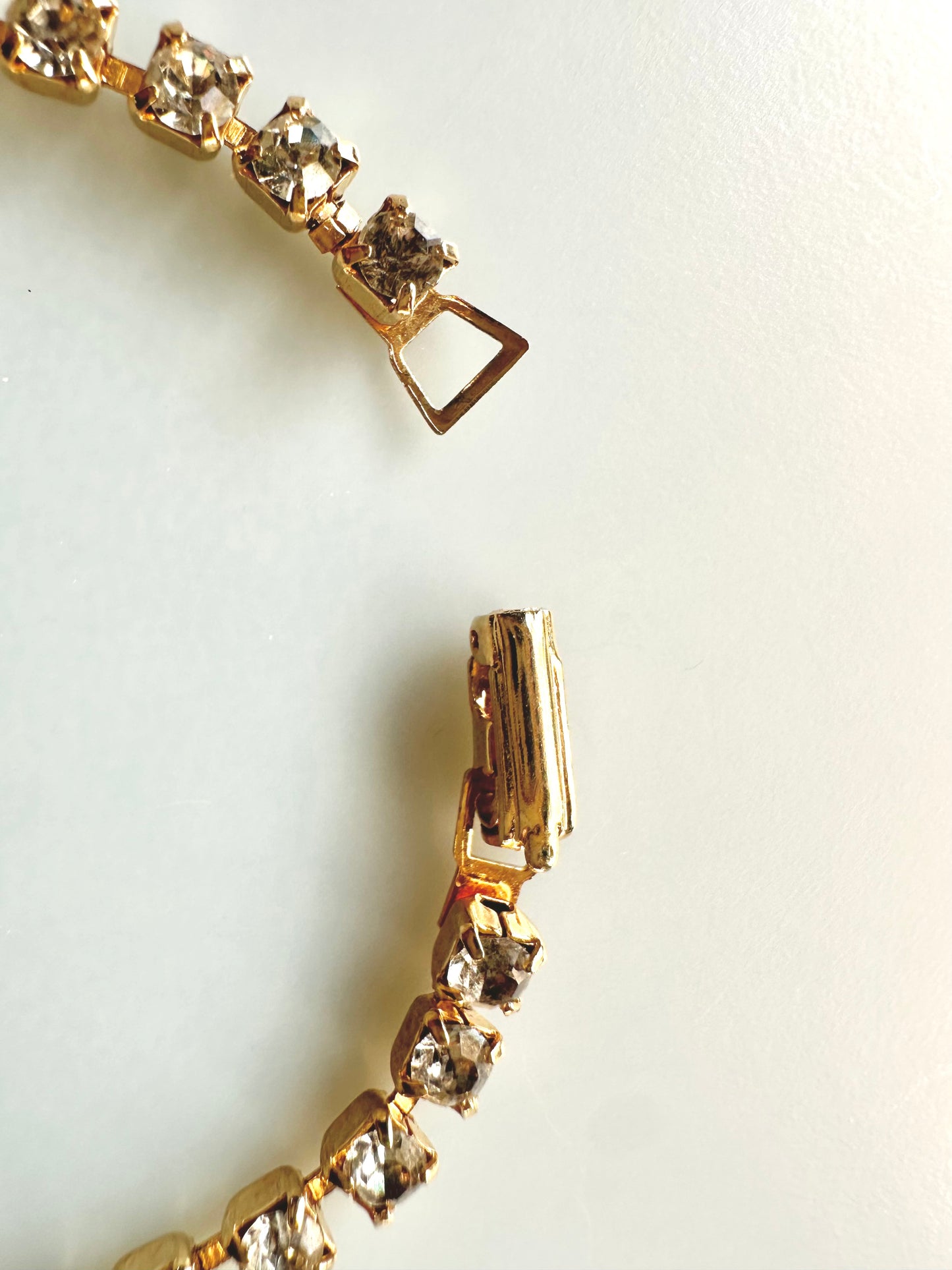 Vintage Goldtone Prong Set Rhinestone Tennis Bracelet Bracelet 7”