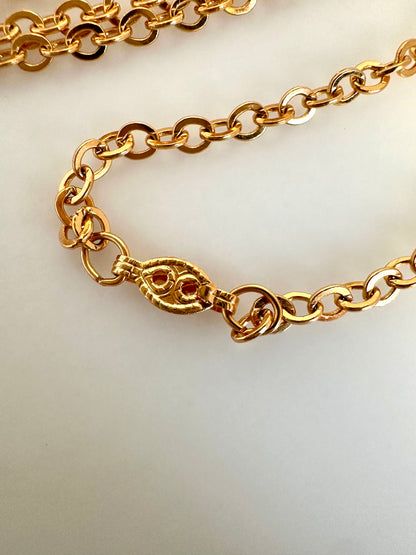 Super Shiny 17” Goldtone Chain Necklace With Vintage Style Box Clasp
