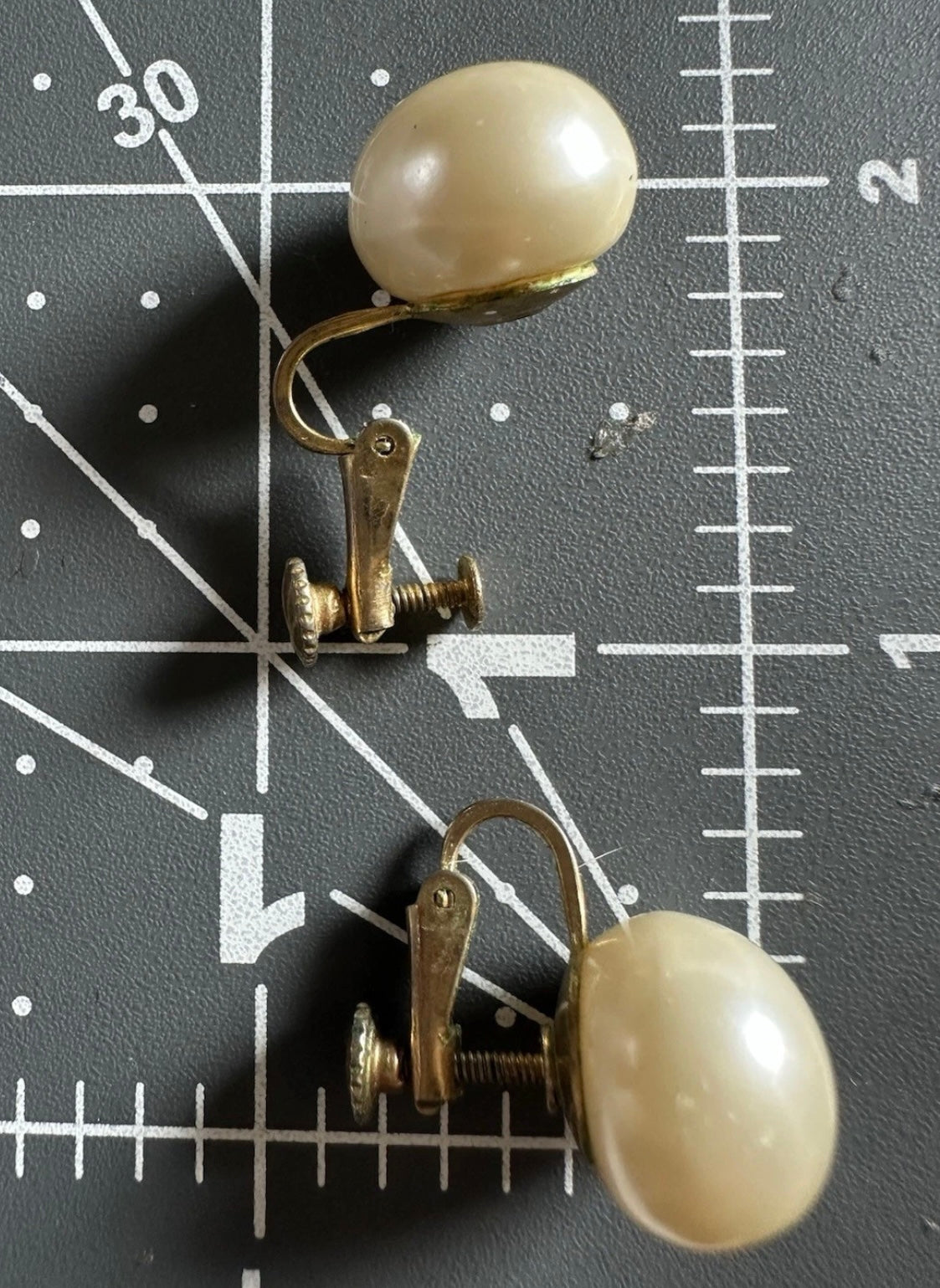 Vintage Marvella Signed Faux Pearl Screw Back Clip On Large Button Earrings