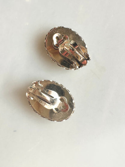 Silvertone Scalloped Clip-on Earrings with Longhorn Cattle Sketch Signed RW