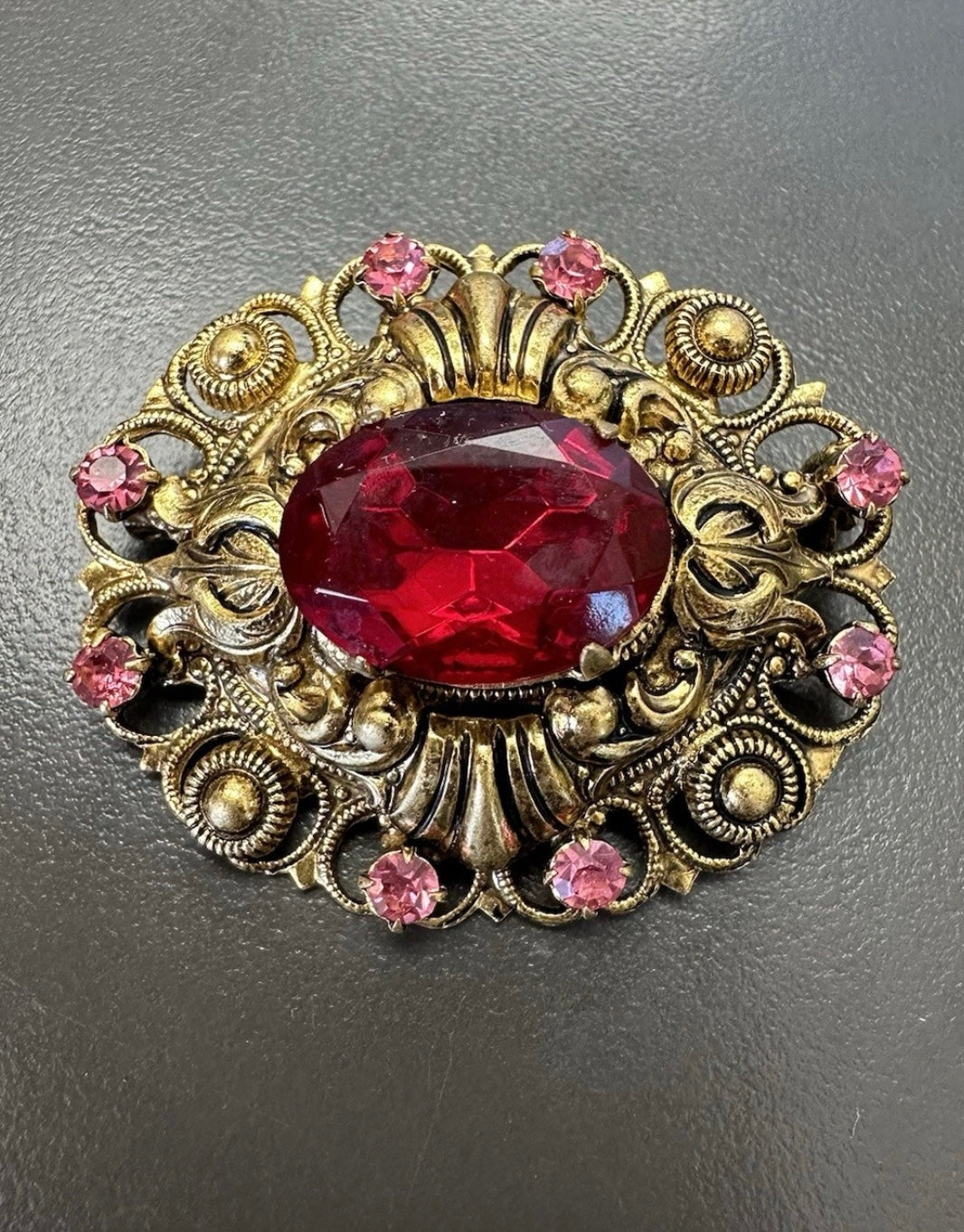 Vintage Art Nouveau Red And Pink Glass Paste Brooch Pin Very Nice