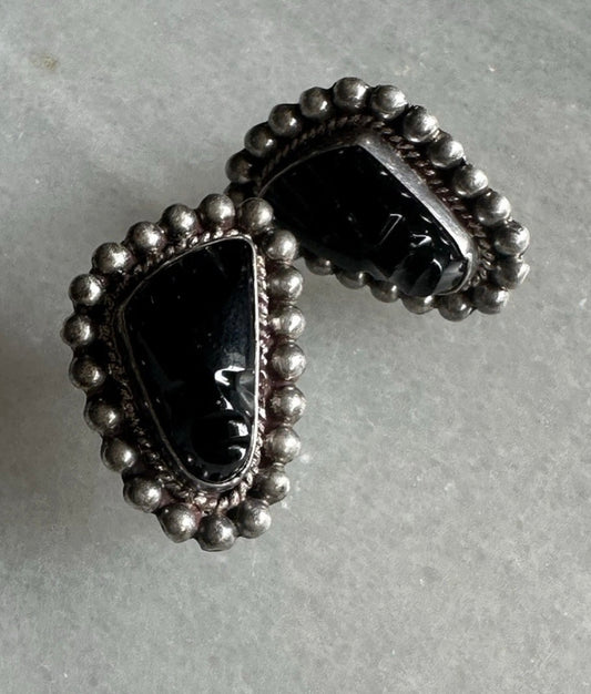 Vintage Sterling Mexico Warrior Face Carved Onyx Screw back Earrings Art Deco