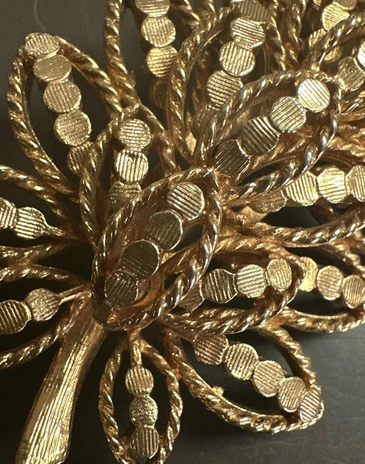 Mid-Century Vintage Etched Leaf Brooch Signed CAPRI