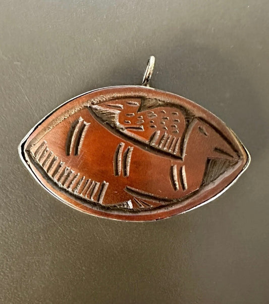 Abbia Chip Old Wood Bezel Set Handmade Pendant Asia/China/Indochina/Vietnam