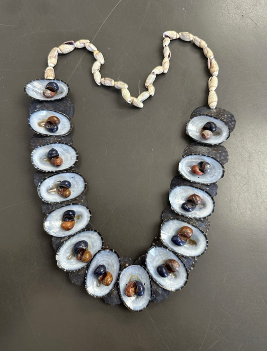 Vintage Australian Limpet Shell Lei