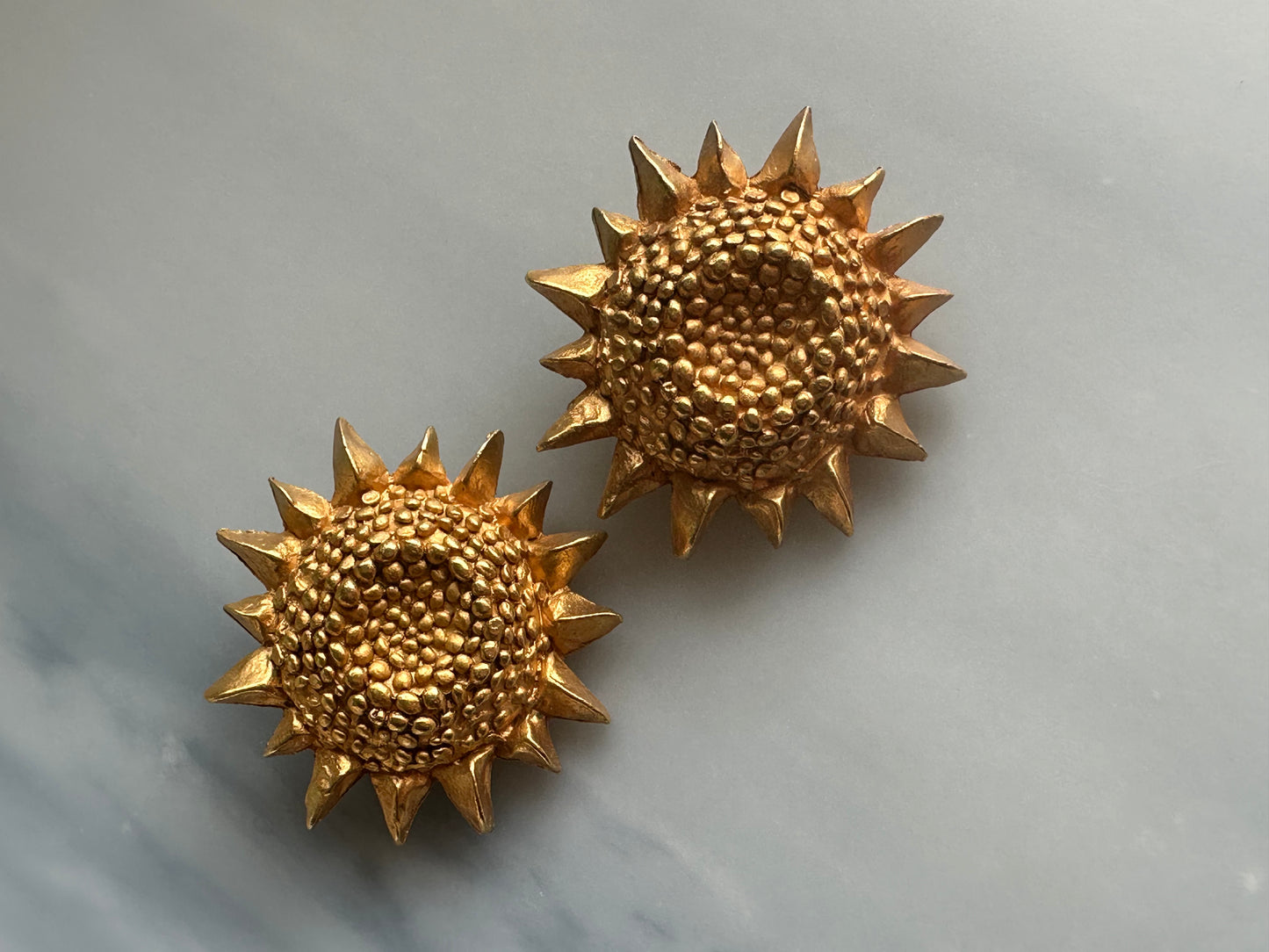 1990’s Signed Katie Hines Matte Goldtone Sunflower Clip-on Earrings