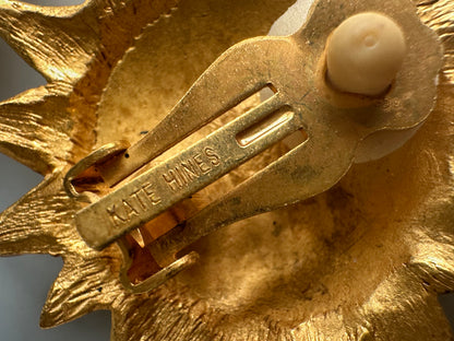 1990’s Signed Katie Hines Matte Goldtone Sunflower Clip-on Earrings